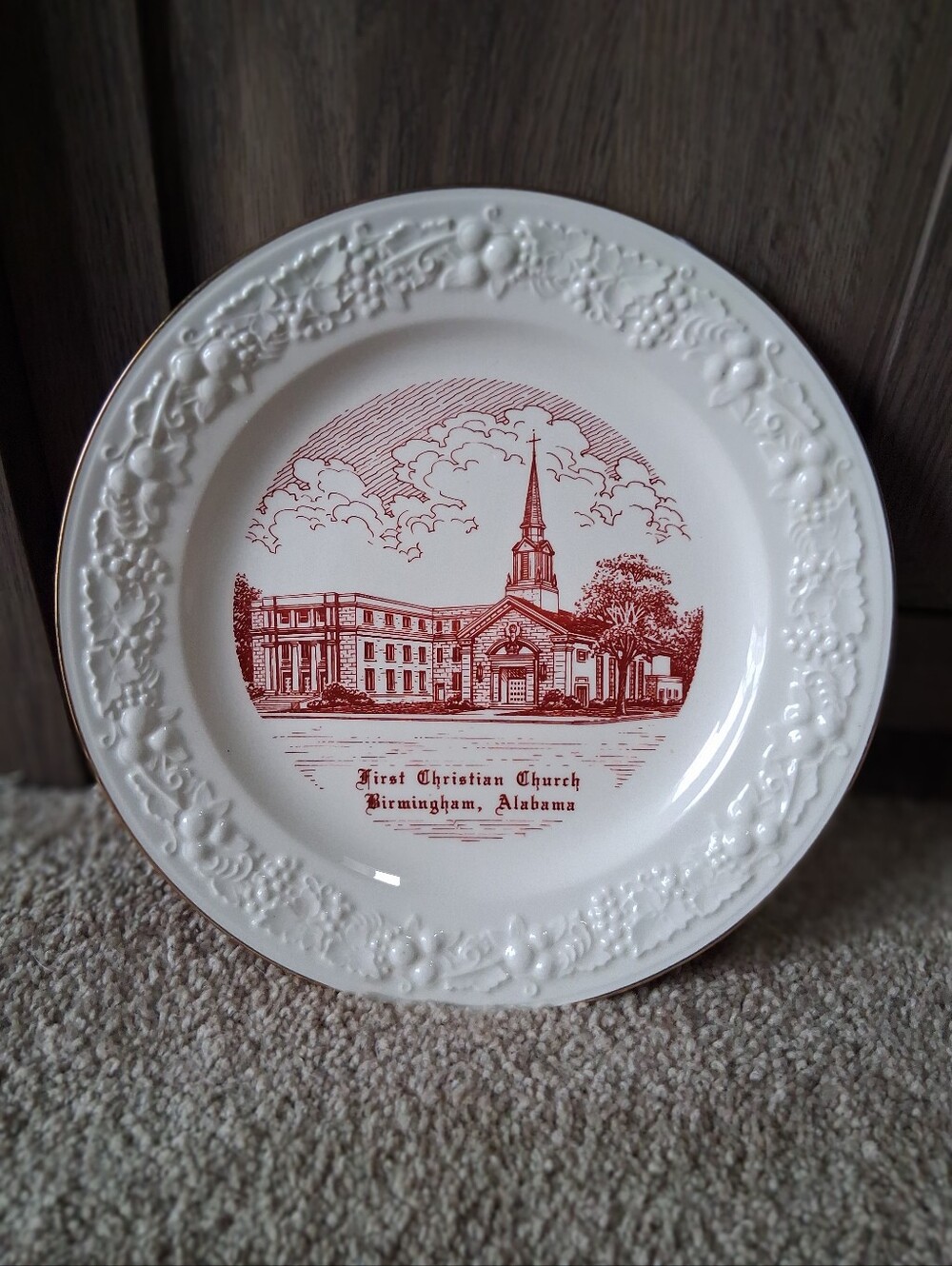 1963 First Christian Church Birmingham Alabama Collector Plate Gold Rim